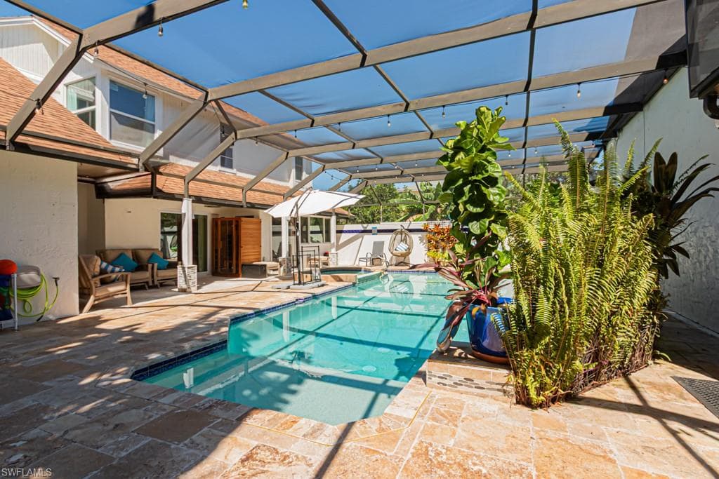 740 31st St SW, Naples, FL 34117-19