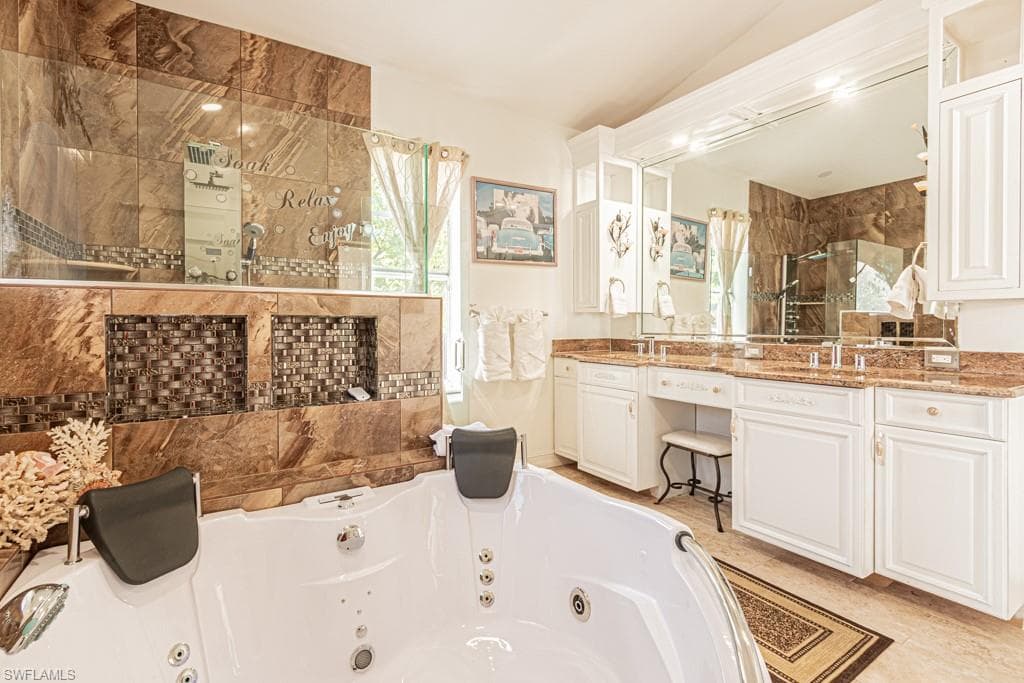 740 31st St SW, Naples, FL 34117-34