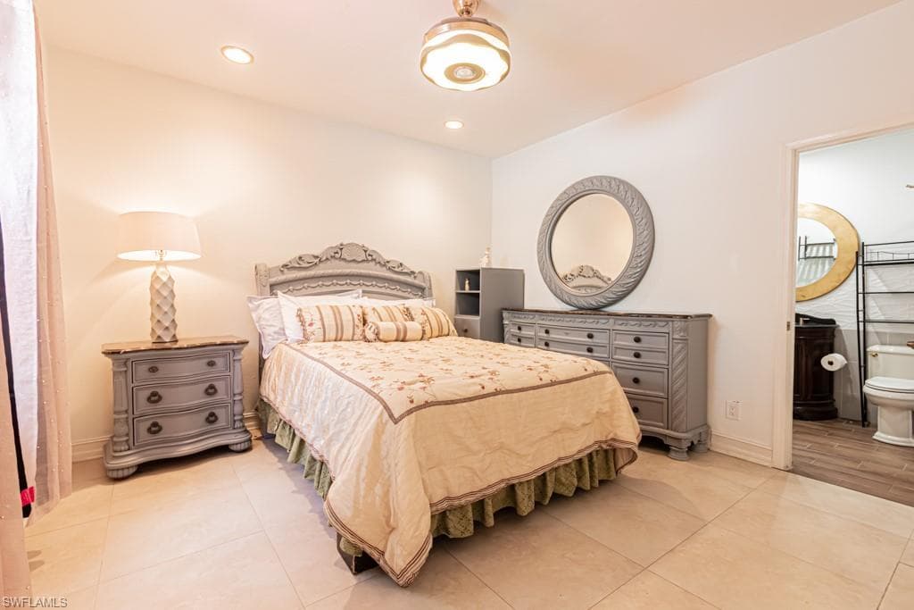 740 31st St SW, Naples, FL 34117-47