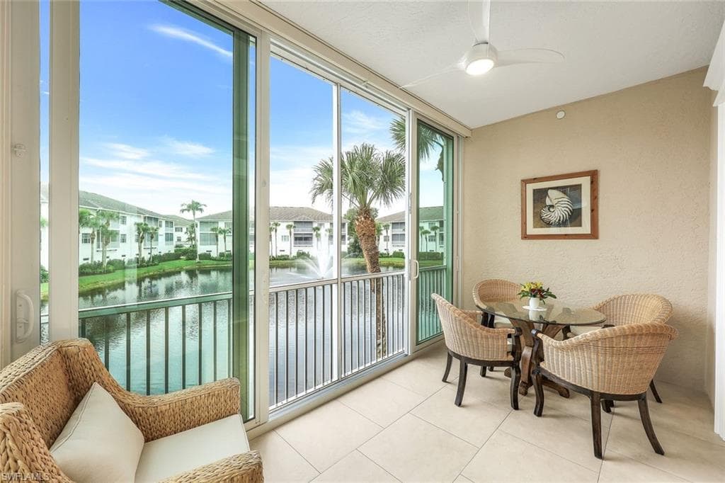 805 Bentwater Cir 101, Naples, FL 34108-1