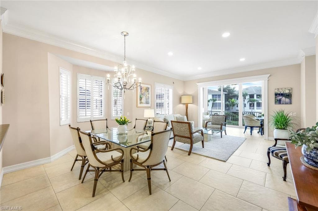 805 Bentwater Cir 101, Naples, FL 34108-4