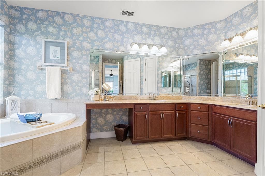 28850 Kiranicola Ct, Bonita Springs, FL 34135-30