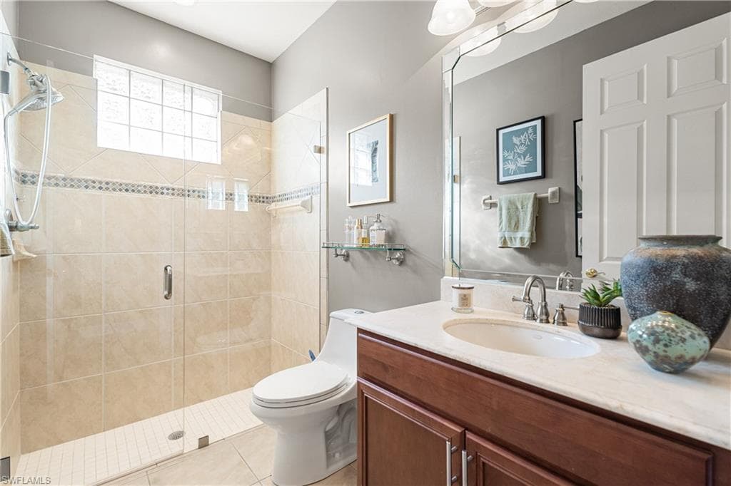 28850 Kiranicola Ct, Bonita Springs, FL 34135-32