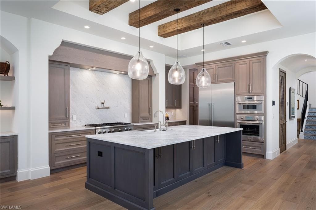 50 Mahogany Dr, Naples, FL 34108-8