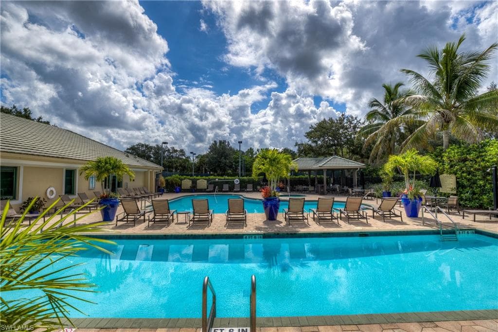 2690 Cypress Trace Cir 3231, Naples, FL 34119-13