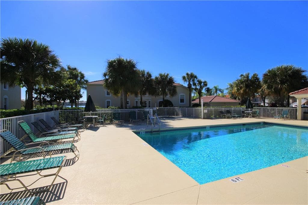 2690 Cypress Trace Cir 3231, Naples, FL 34119-14