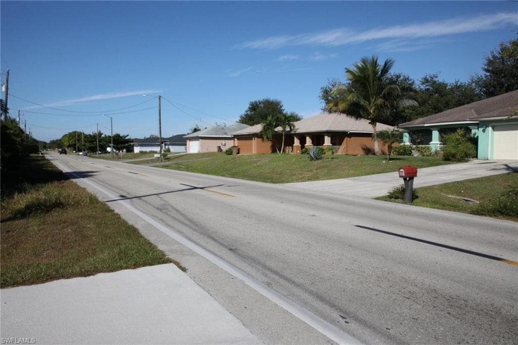 2912 1st St W, Lehigh Acres, FL 33971-3