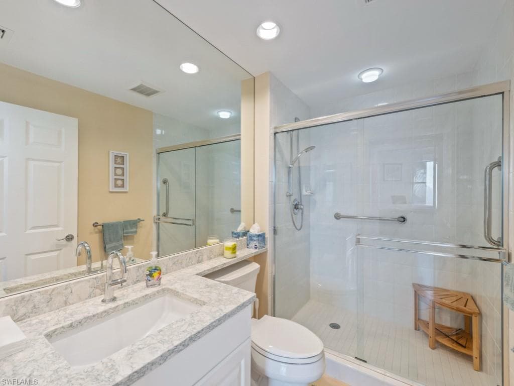 7225 Pelican Bay Blvd 2102, Naples, FL 34108-16