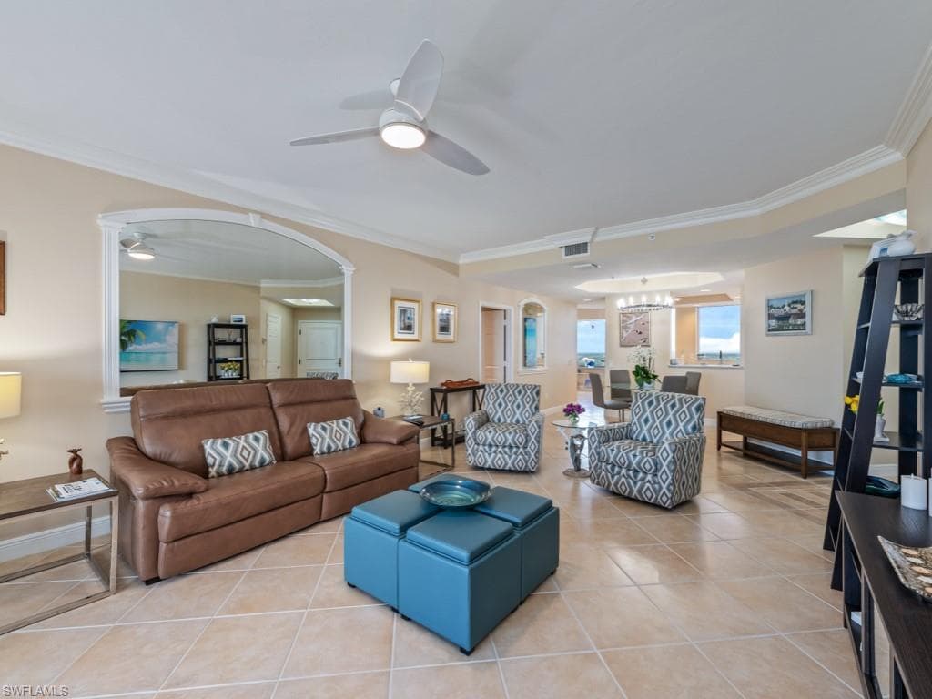 7225 Pelican Bay Blvd 2102, Naples, FL 34108-3