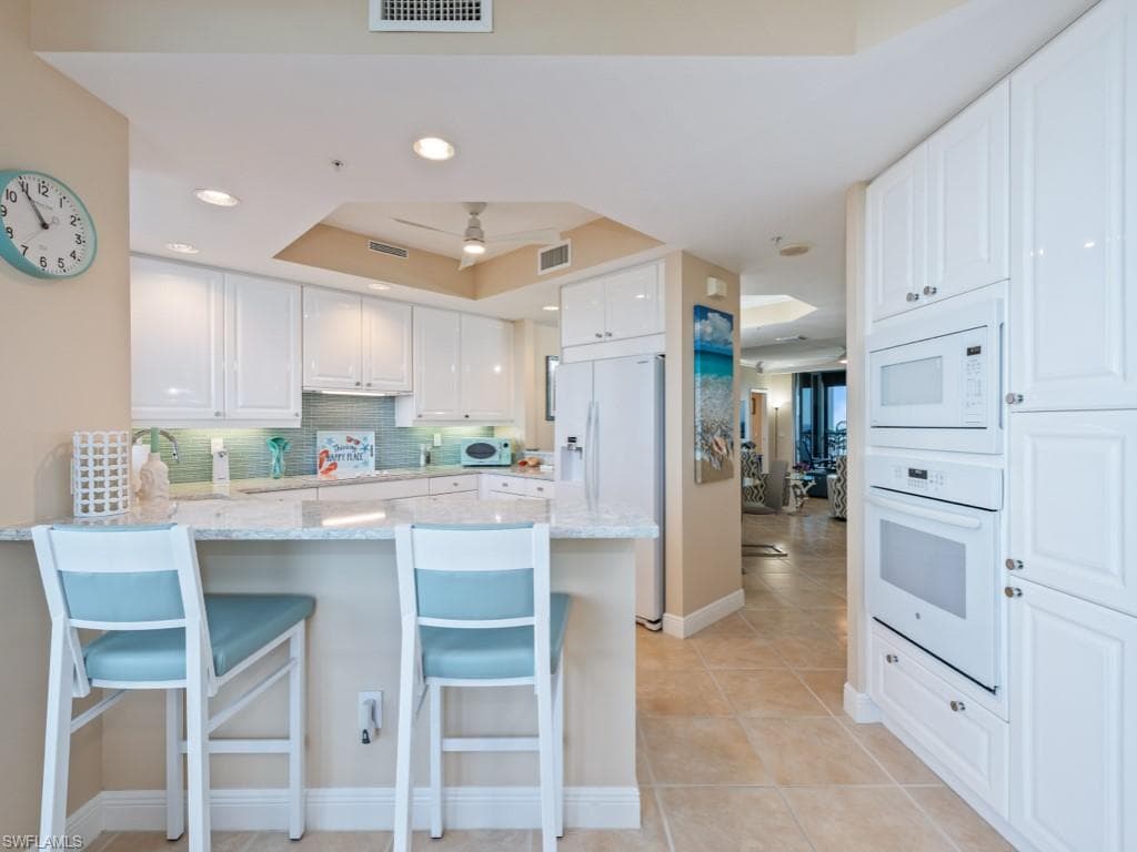 7225 Pelican Bay Blvd 2102, Naples, FL 34108-7