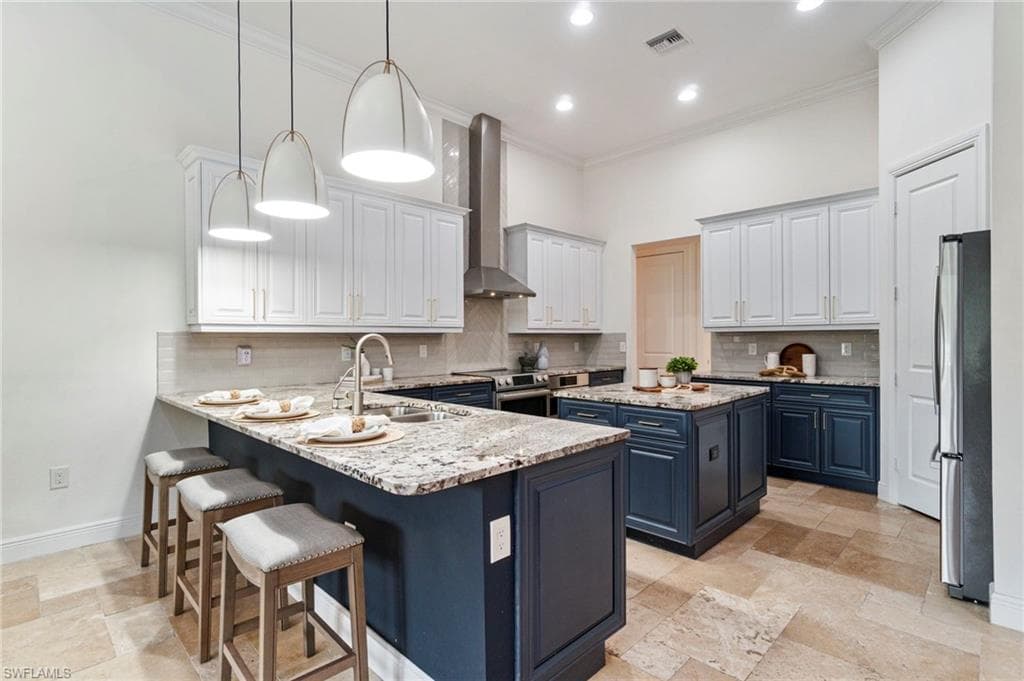 5710 Spanish Oaks Ln, Naples, FL 34119-15