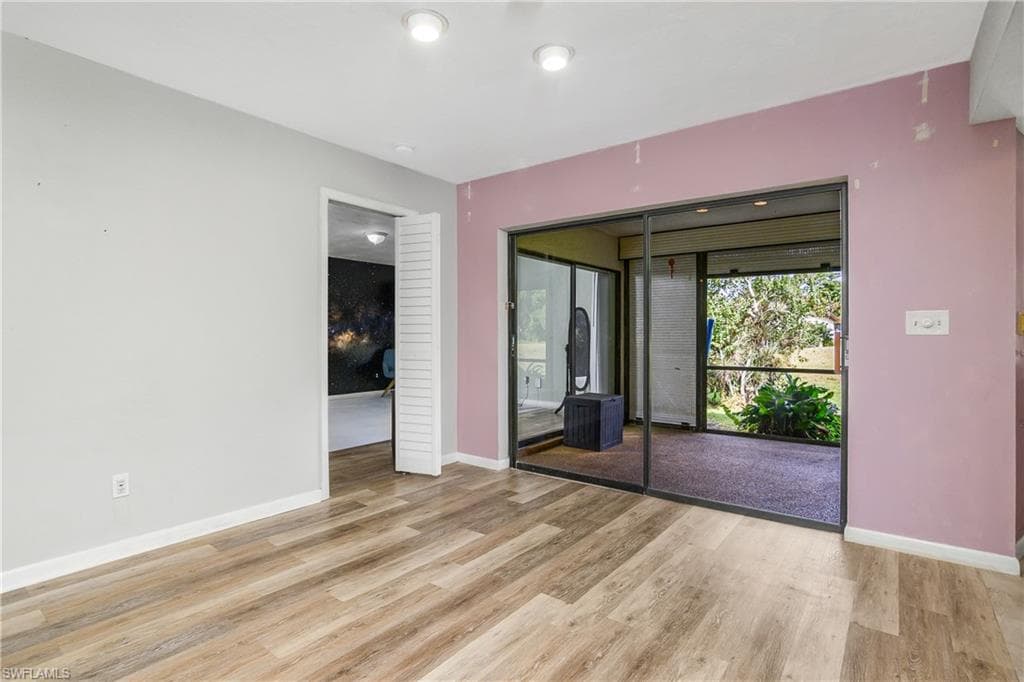 191 Round Key Cir D2, Naples, FL 34112-8