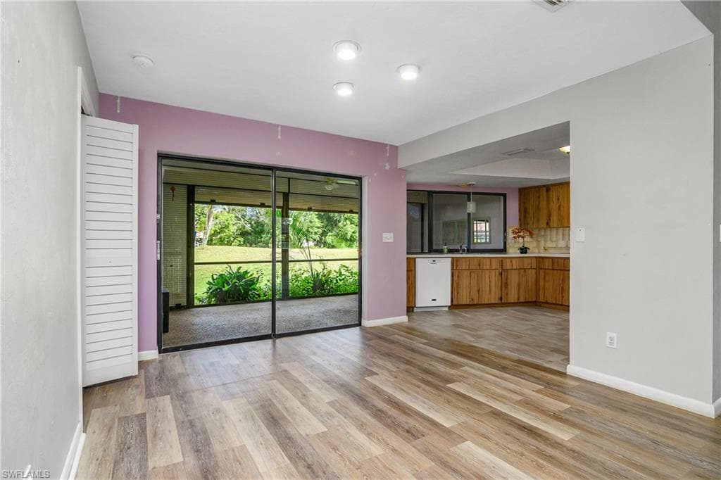 191 Round Key Cir D2, Naples, FL 34112-9