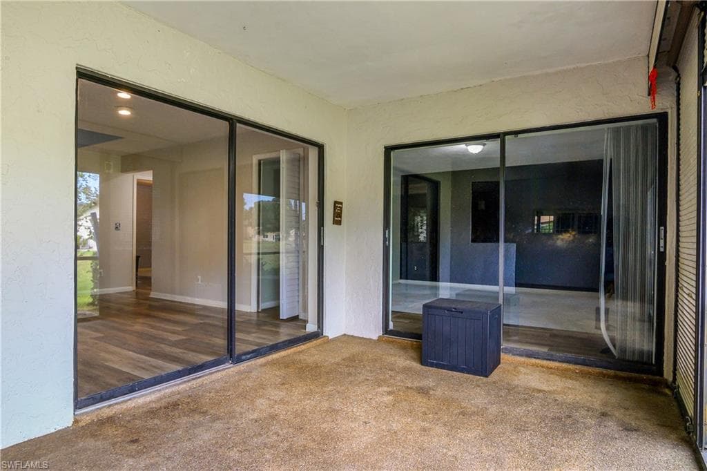 191 Round Key Cir D2, Naples, FL 34112-17