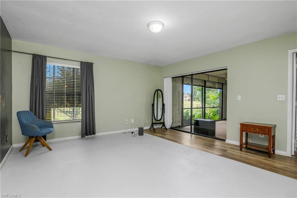 191 Round Key Cir D2, Naples, FL 34112-22