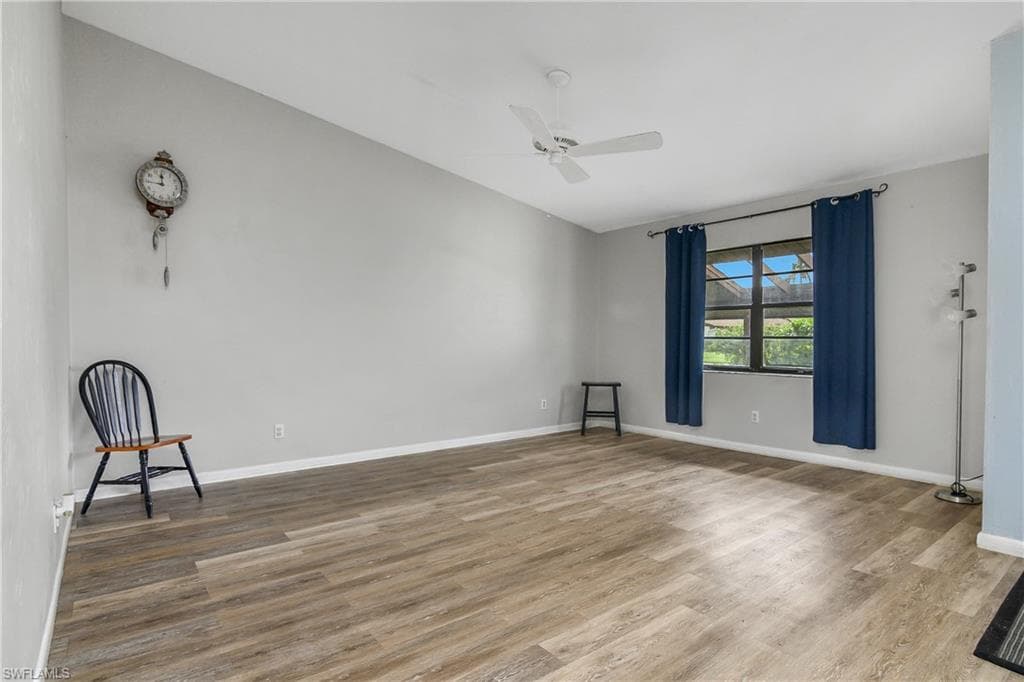 191 Round Key Cir D2, Naples, FL 34112-5