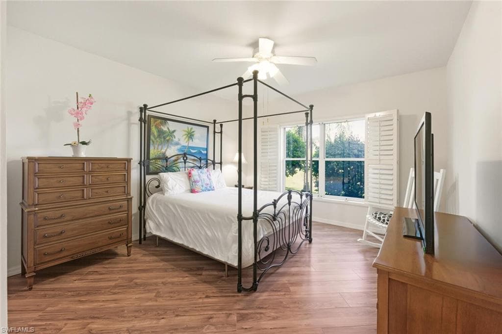 636 Windsor Sq 102, Naples, FL 34104-12