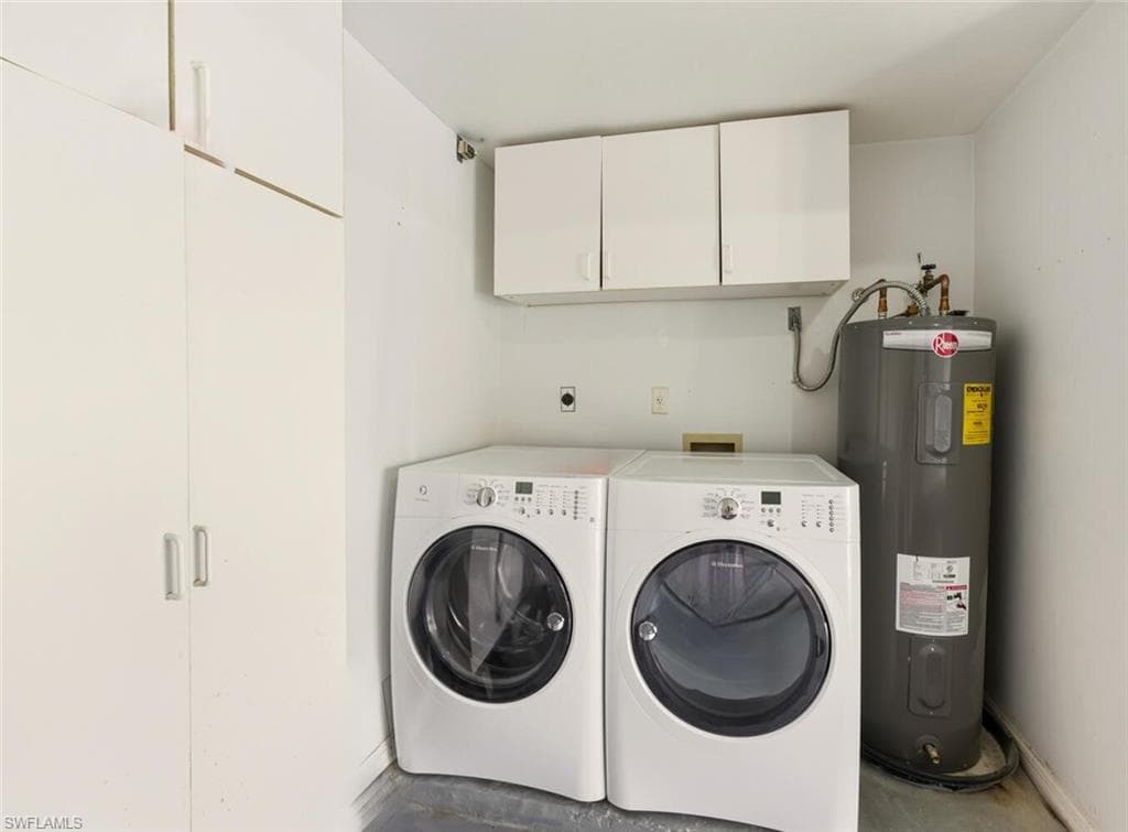 636 Windsor Sq 102, Naples, FL 34104-21