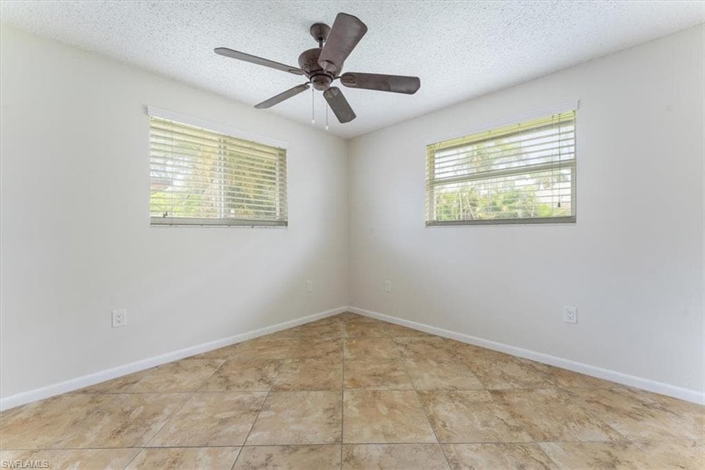 755 106th Ave N, Naples, FL 34108-13