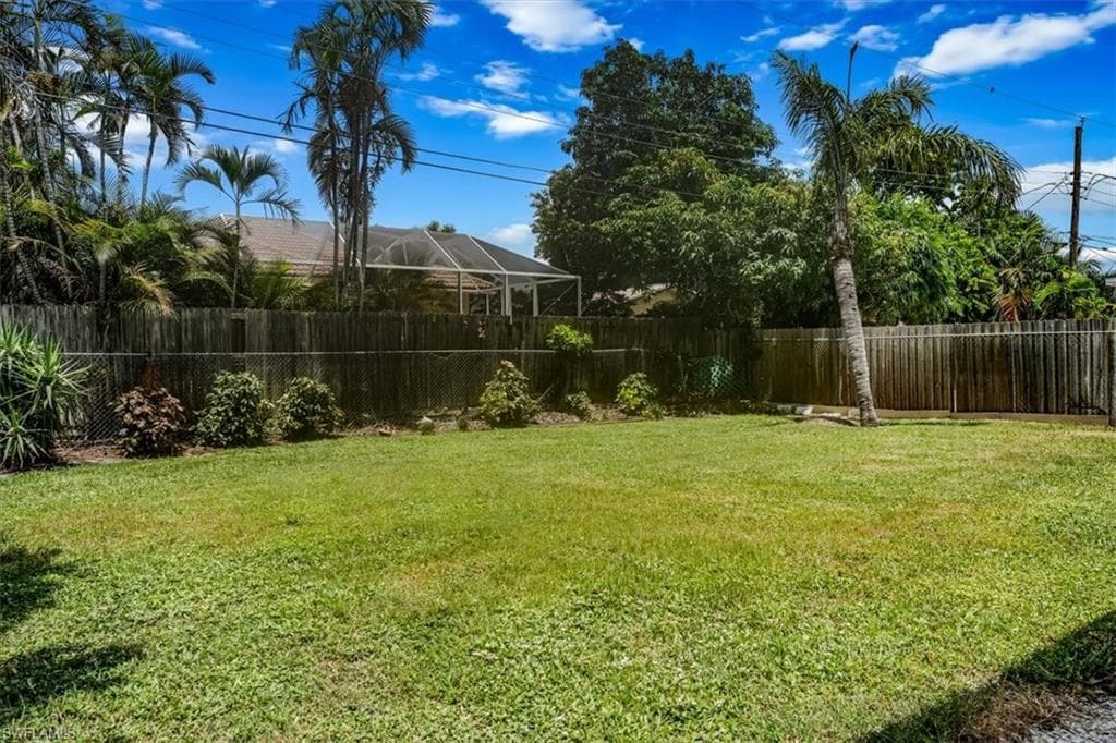 755 106th Ave N, Naples, FL 34108-23