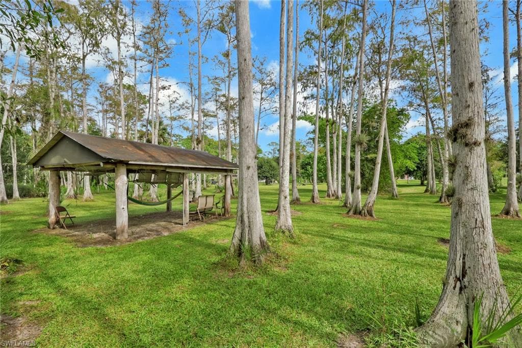 1511 Wilson Blvd N, Naples, FL 34120-25