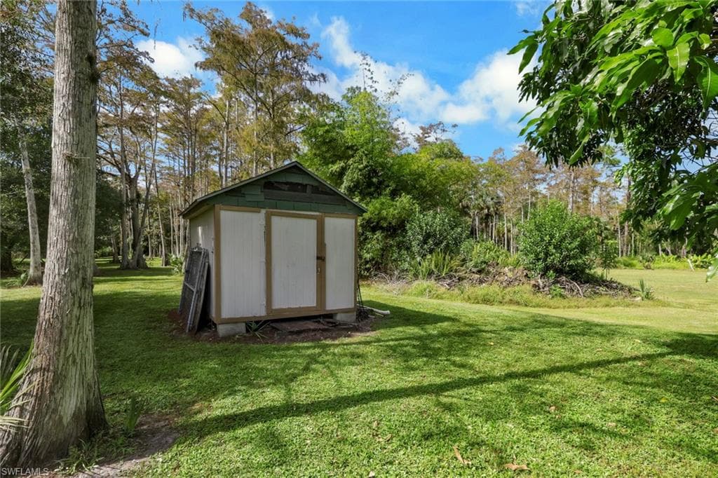 1511 Wilson Blvd N, Naples, FL 34120-26