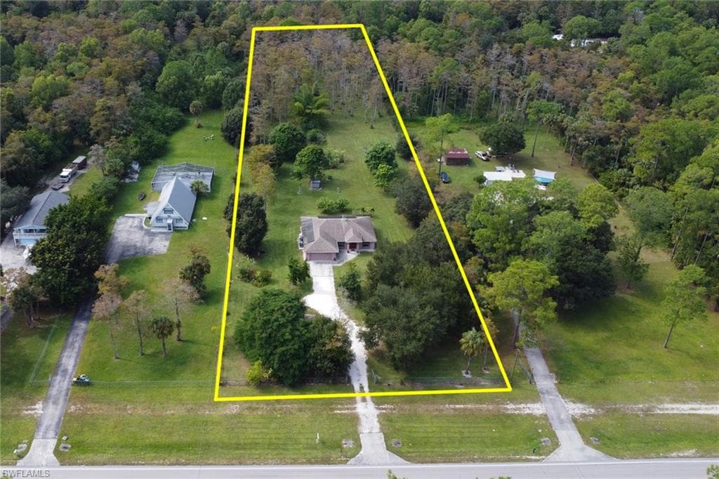 1511 Wilson Blvd N, Naples, FL 34120-1