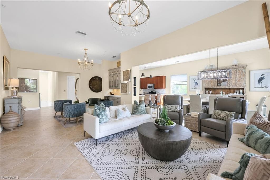 3053 Aviamar Cir 201, Naples, FL 34114-9