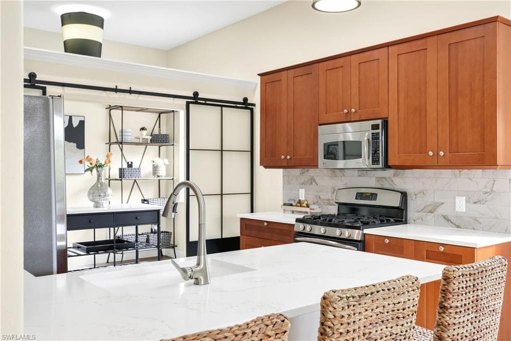 3053 Aviamar Cir 201, Naples, FL 34114-13