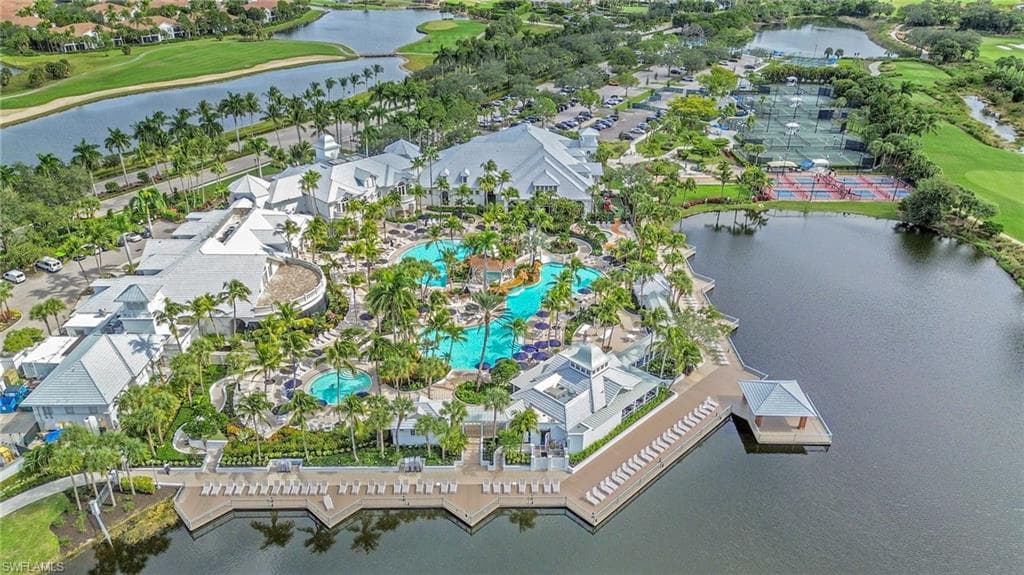 3053 Aviamar Cir 201, Naples, FL 34114-47