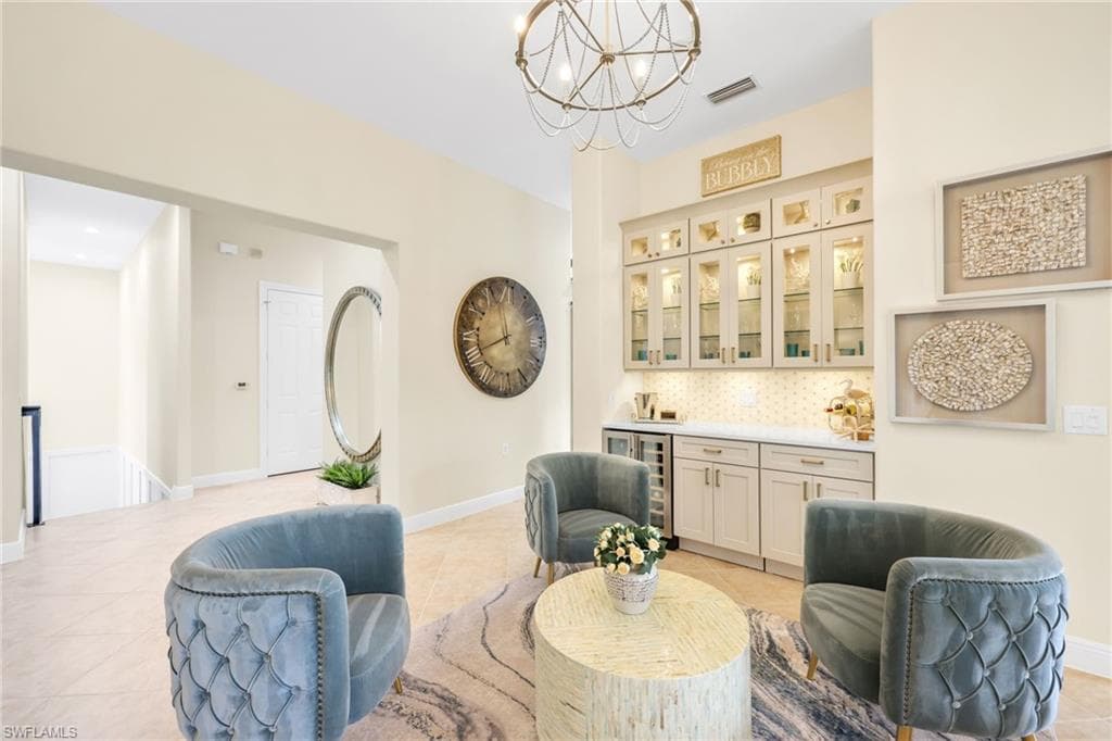 3053 Aviamar Cir 201, Naples, FL 34114-7