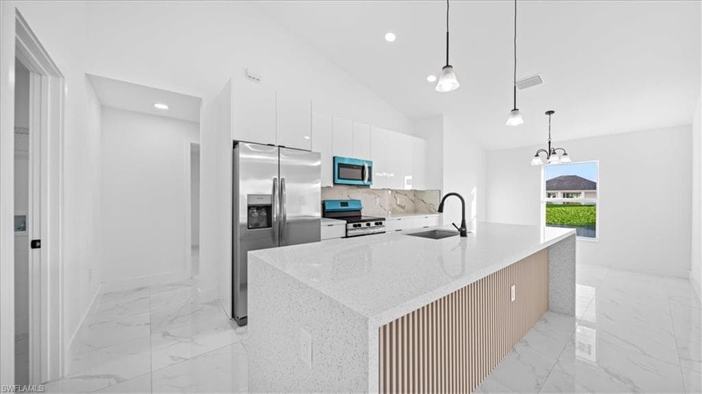 102 20th St, Cape Coral, FL 33993-10