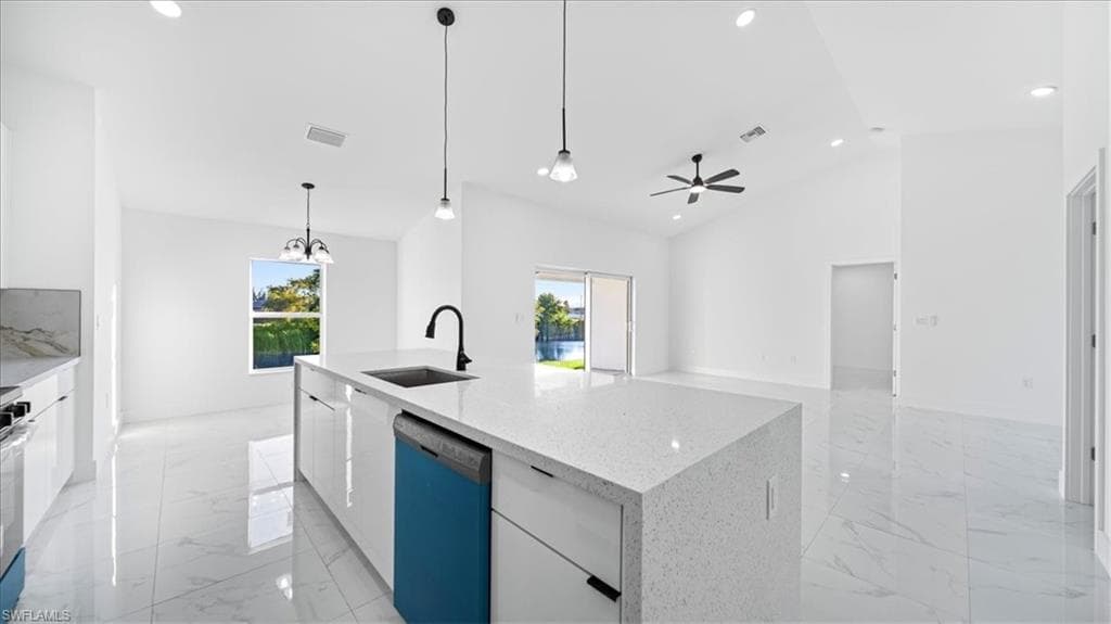 102 20th St, Cape Coral, FL 33993-11