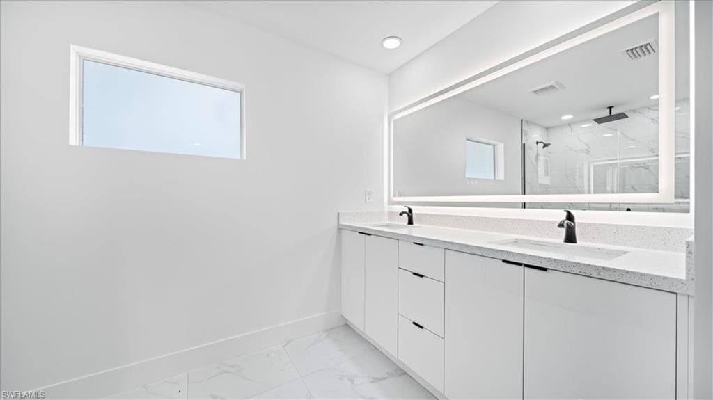 102 20th St, Cape Coral, FL 33993-14