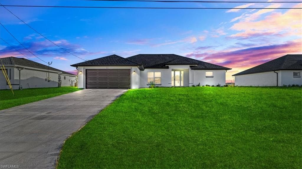 102 20th St, Cape Coral, FL 33993-1