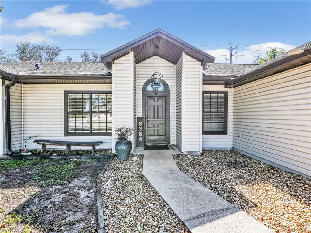 8384 Matanzas Rd, Fort Myers, FL 33967-2