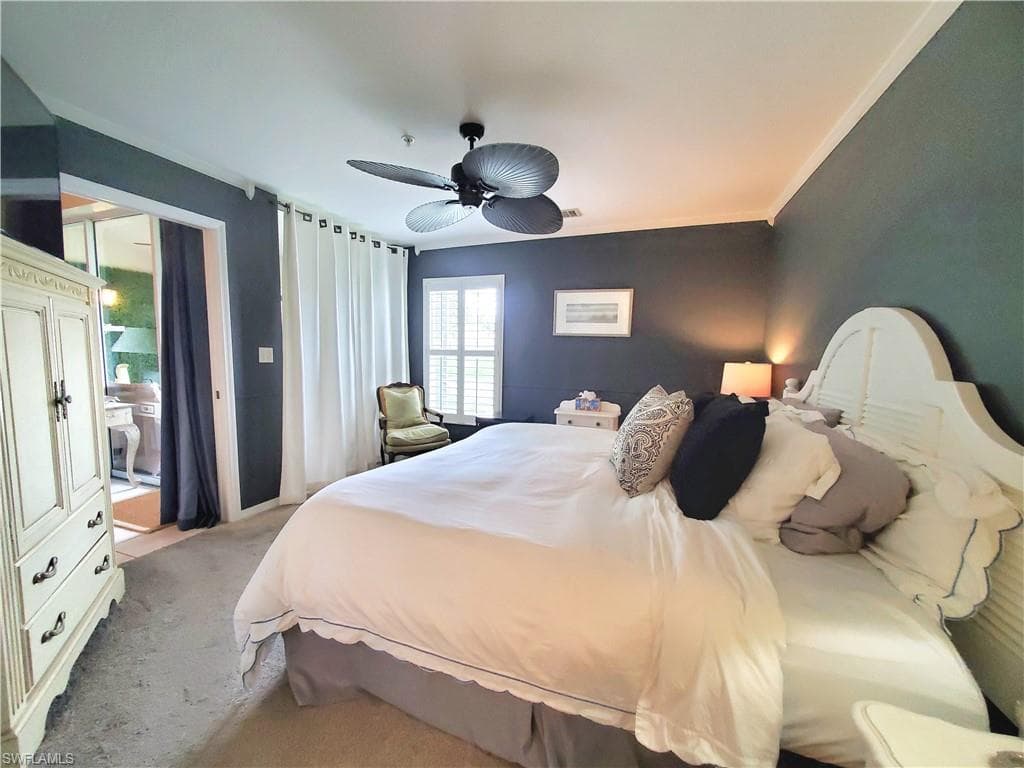 385 Dover Pl 4-402, Naples, FL 34104-19