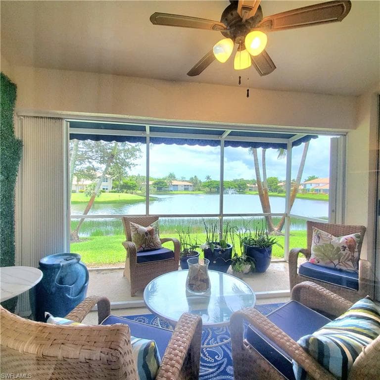 385 Dover Pl 4-402, Naples, FL 34104-6