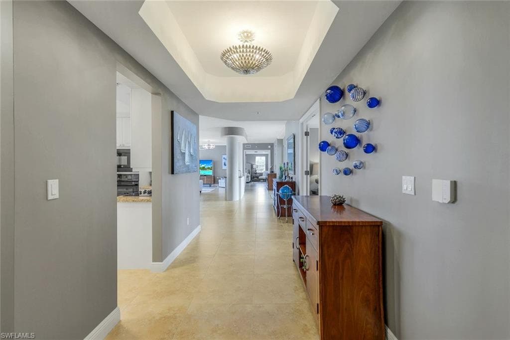 700 La Peninsula Blvd 206, Naples, FL 34113-3