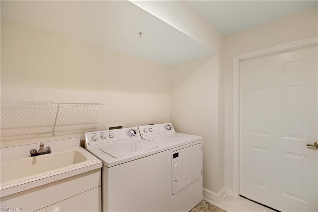 3278 Twilight Ln 5903, Naples, FL 34109-33