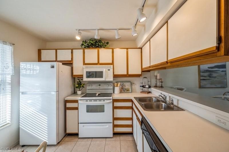 1325 Mainsail Dr 1213, Naples, FL 34114-5