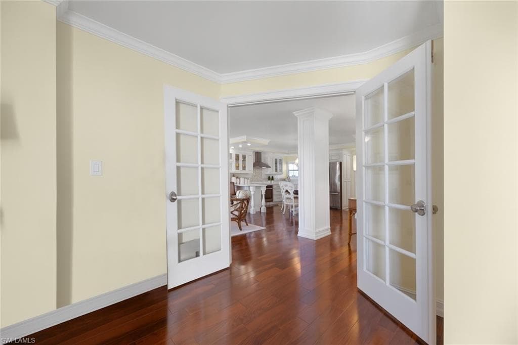 300 Park Shore Dr 5b, Naples, FL 34103-14