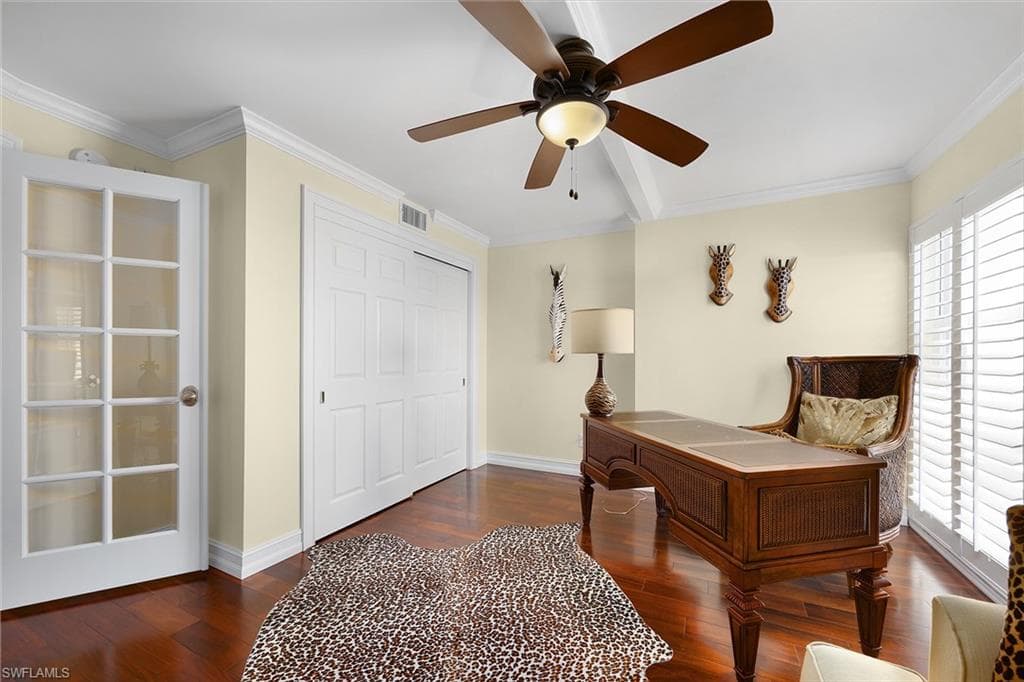 300 Park Shore Dr 5b, Naples, FL 34103-15