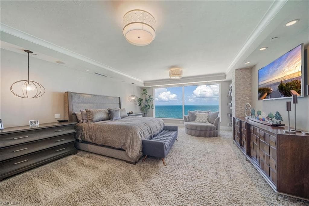 10 Seagate Dr 10n, Naples, FL 34103-20