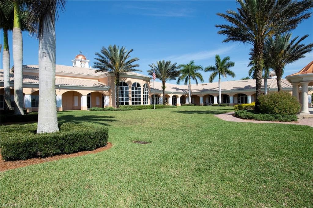 7221 Bellini Way, Naples, FL 34114-32