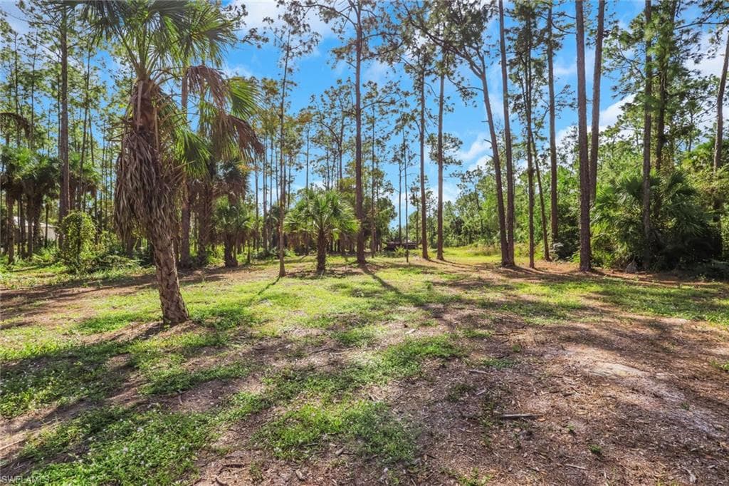 3736 10th Ave SE, Naples, FL 34117-27