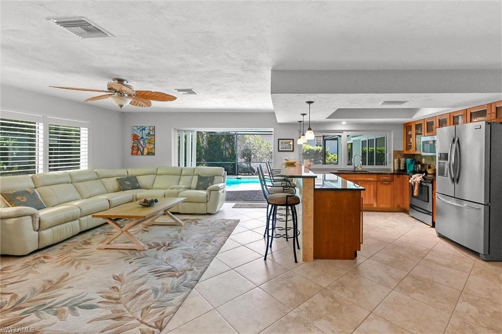 191 Beachcomber St, Marco Island, FL 34145-14