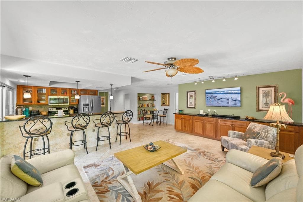 191 Beachcomber St, Marco Island, FL 34145-18