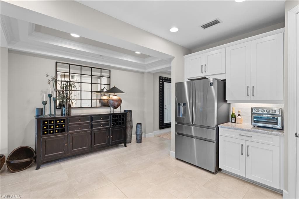 9646 Montelanico Loop 102, Naples, FL 34119-11