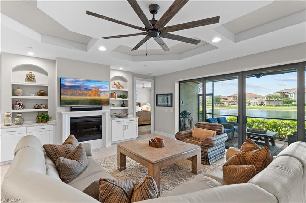 9646 Montelanico Loop 102, Naples, FL 34119-3